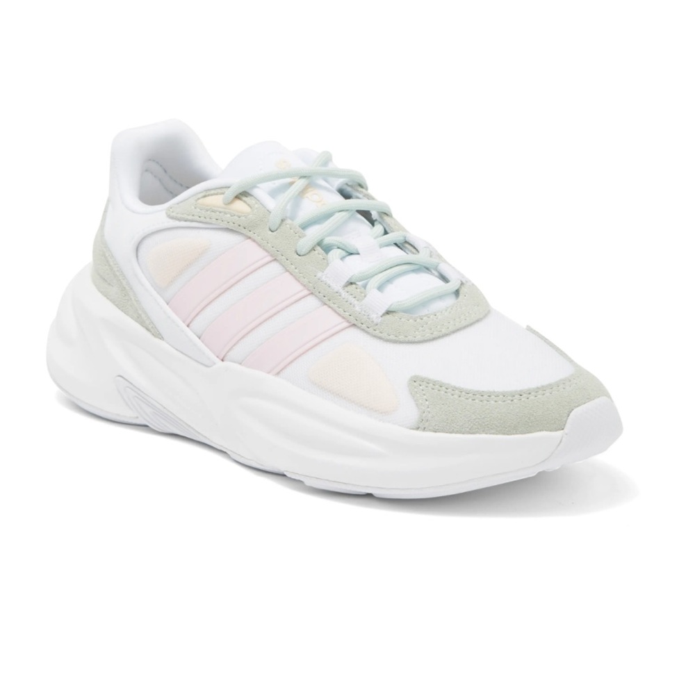 Adidas Ozelle size 8